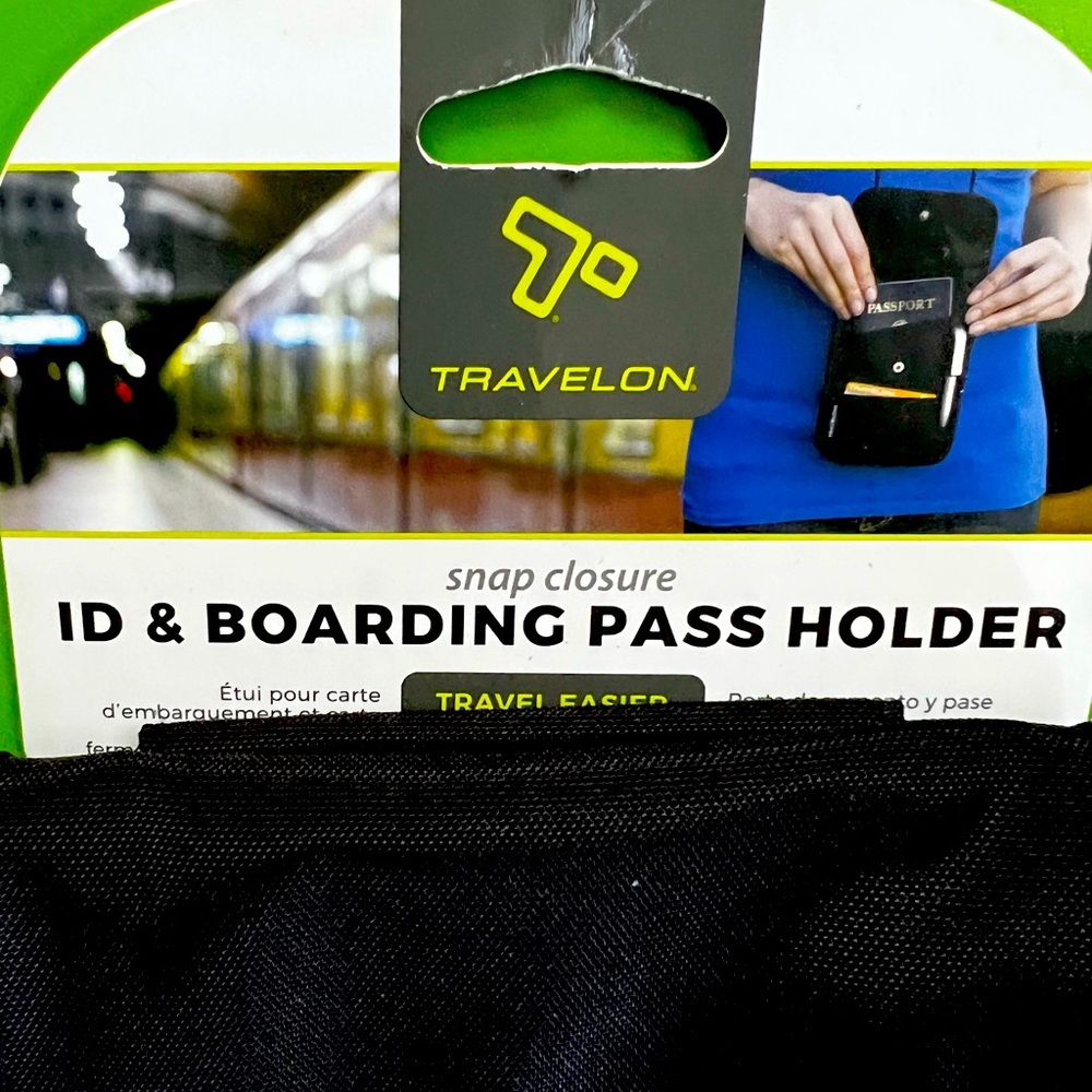 TRAVELON  travel flight boarding pass ID case pouch organizer wallet holder